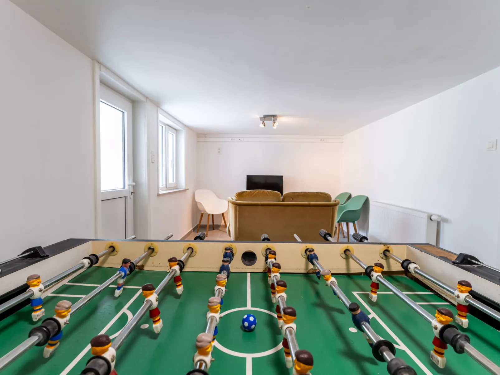 Wanderlust Belgium with parking - Inside