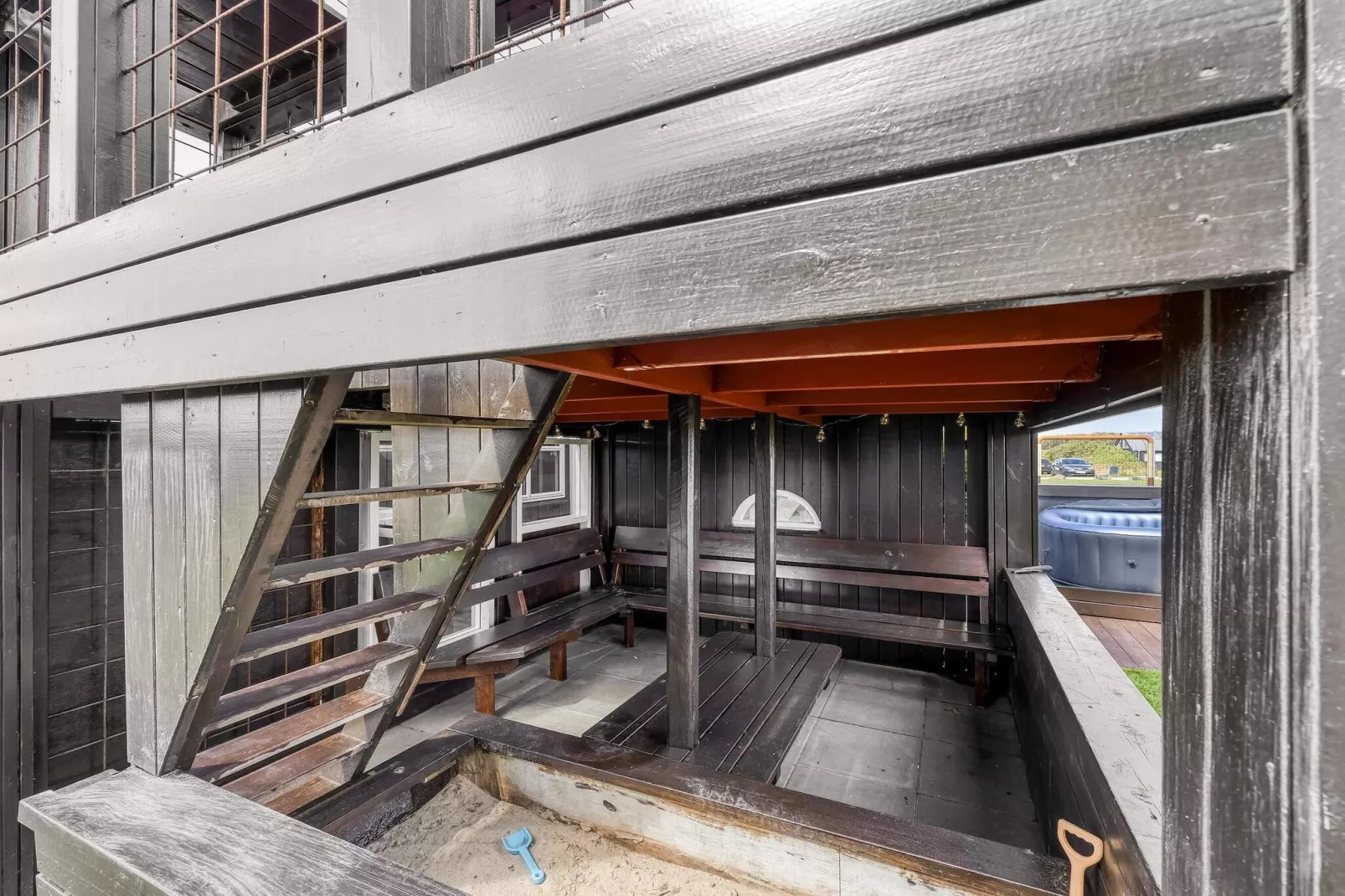 4 Sterne Ferienhaus in Løkken - Im Freien