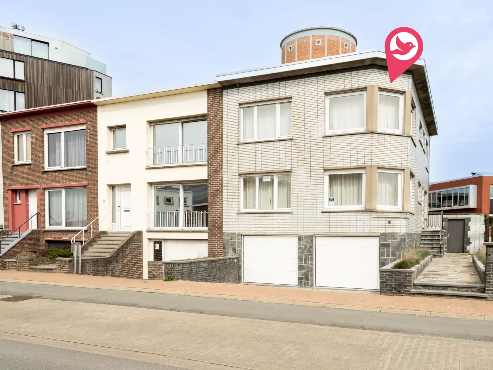 Wanderlust Belgium with parking - Outside