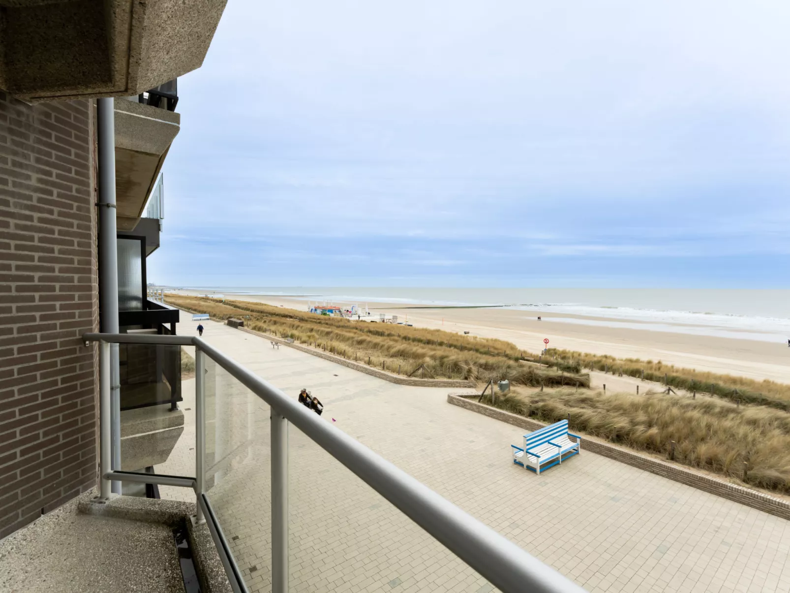 Mitsou with seaview - Draußen