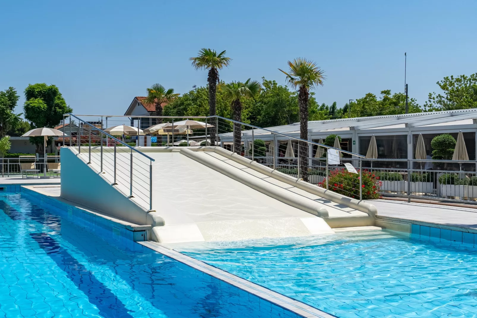 Stork Family Collection - BUNGALOW BILOCALE DOG max cap 5 pax - Schwimmbad