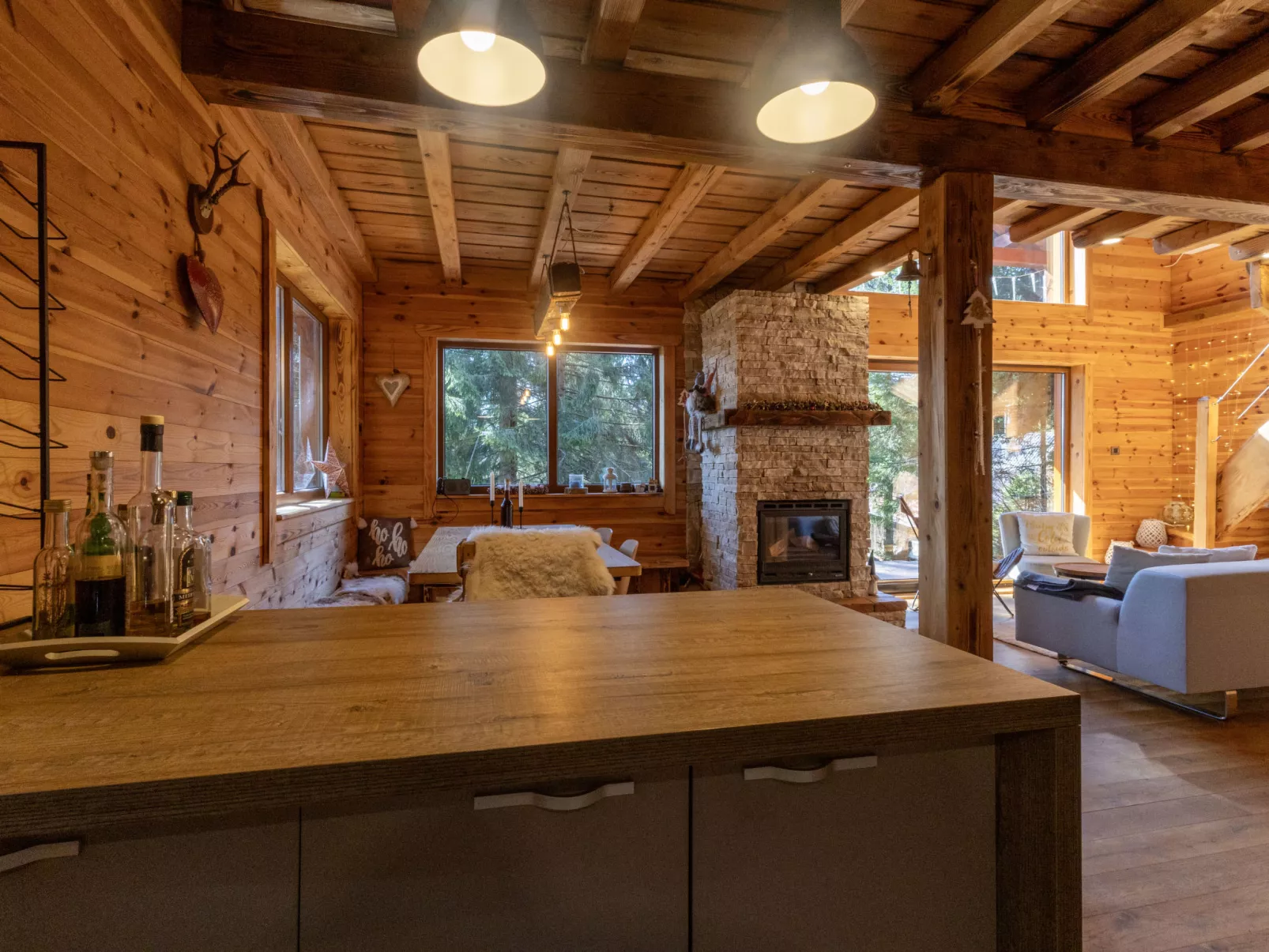 Hidden Heaven - Dedans