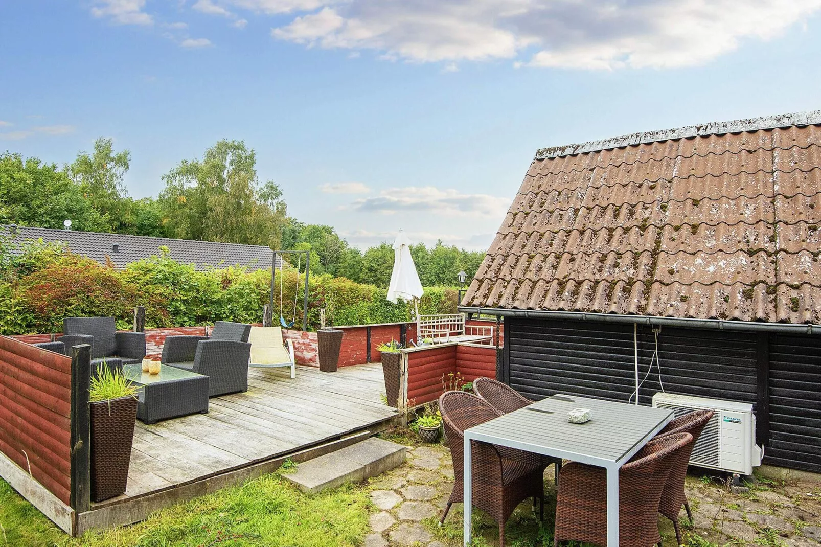 5 person holiday home in Allingåbro-By Traum-View