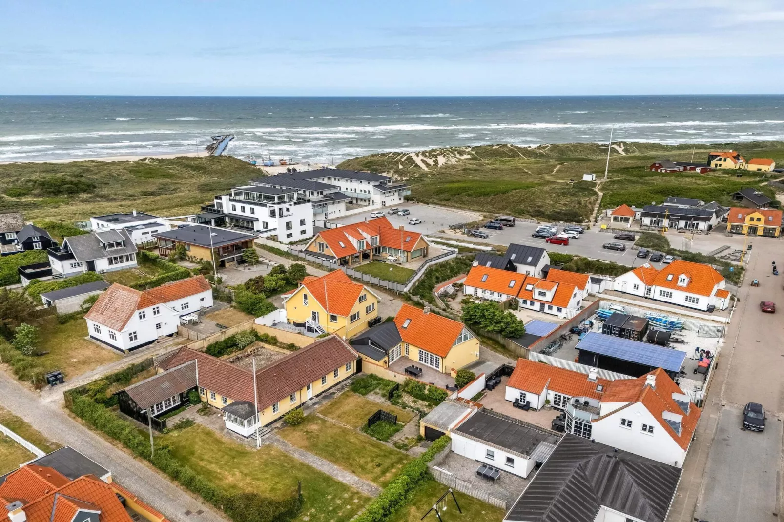 4 Sterne Ferienhaus in Løkken - Im Freien
