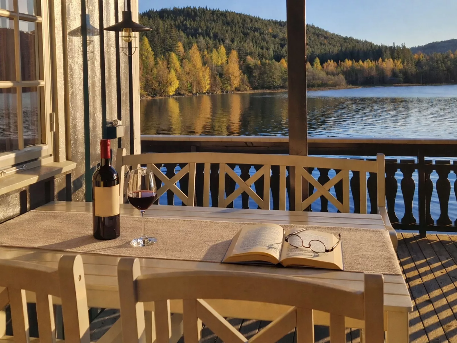 Staksholmen - Outside