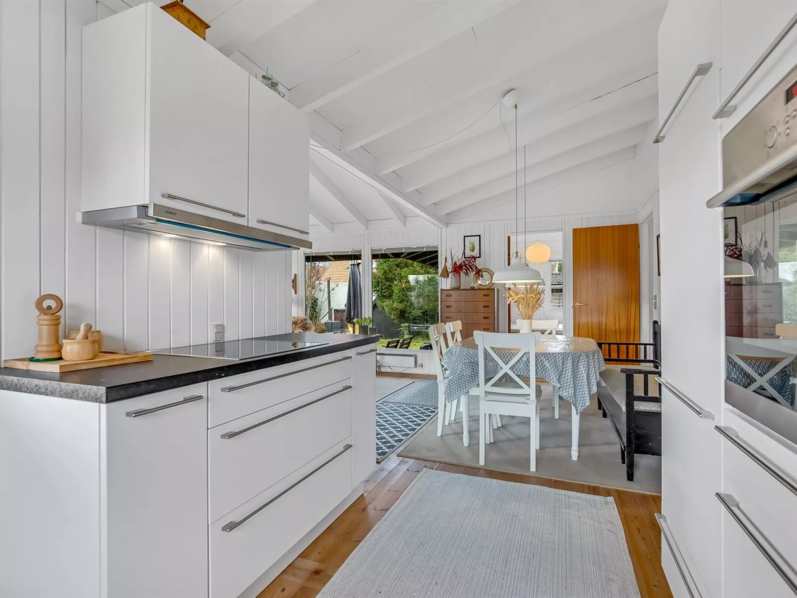 "Anelle" - 100m from the sea - Drinnen