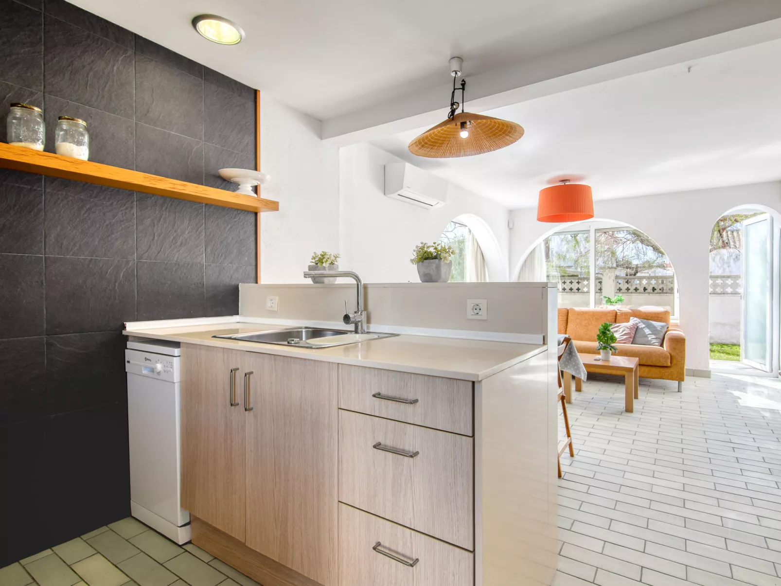 Las Palmeras - Inside