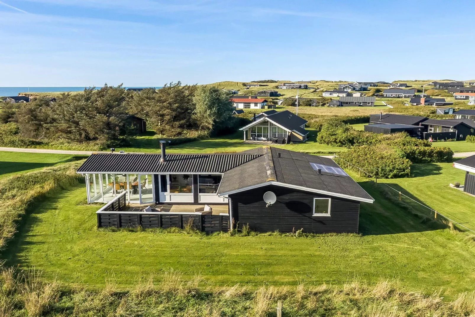 4 Sterne Ferienhaus in Løkken - Im Freien