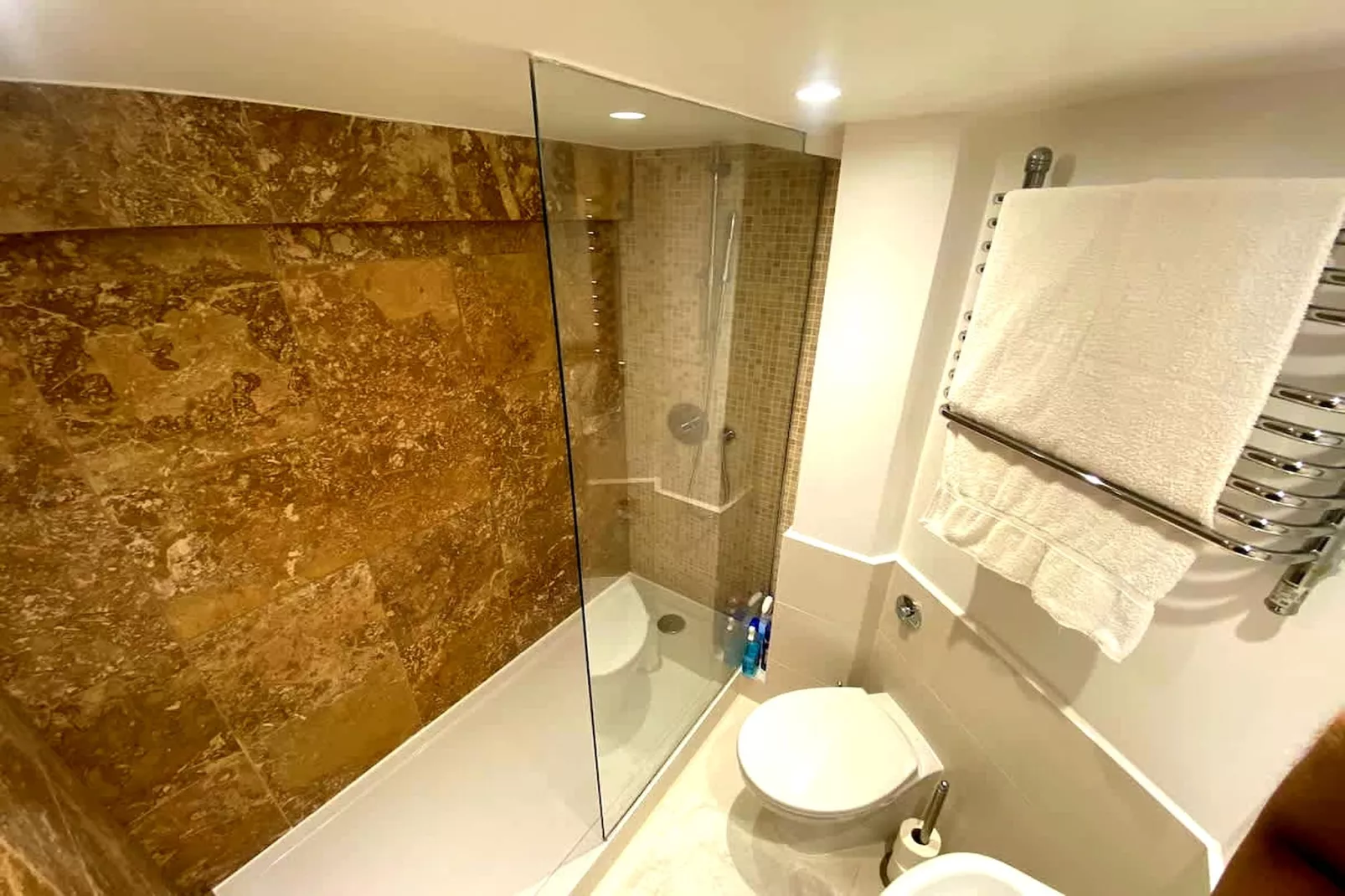 Garden Flat - Badezimmer