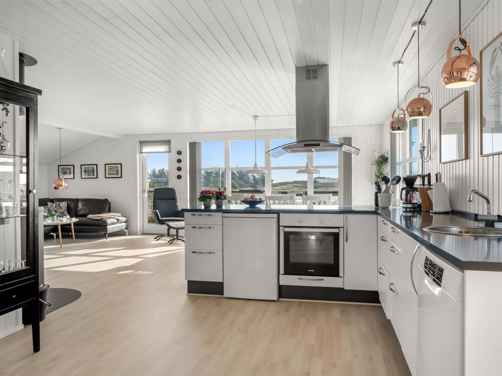 "Withger" - 300m from the sea - Inside