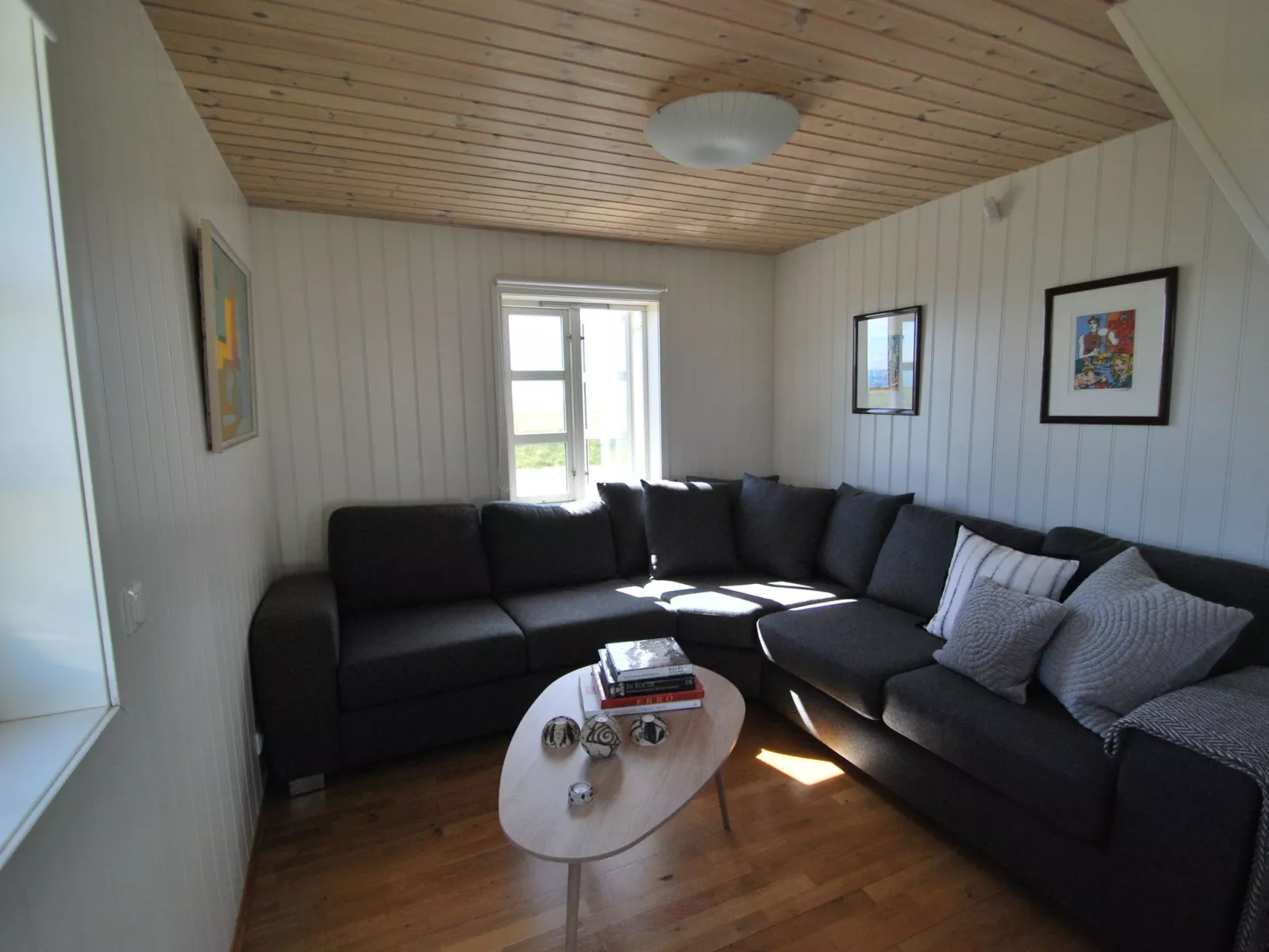 NO 1 in Island West. Best View Cottage. - Drinnen
