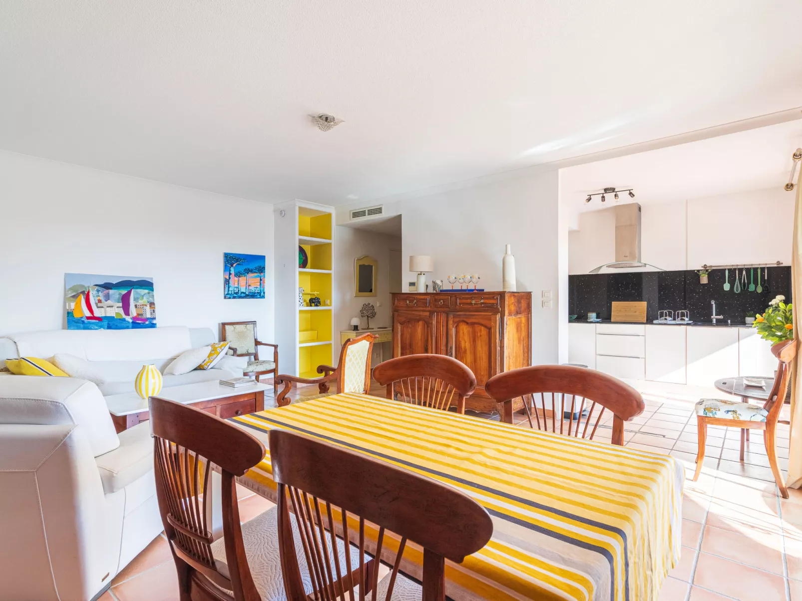 Domaine de la Luquette - Inside