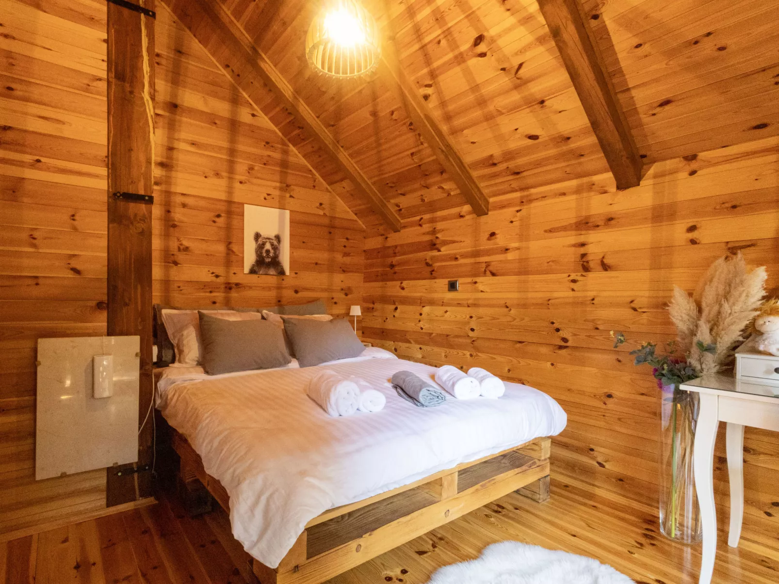 Hidden Heaven - Dedans