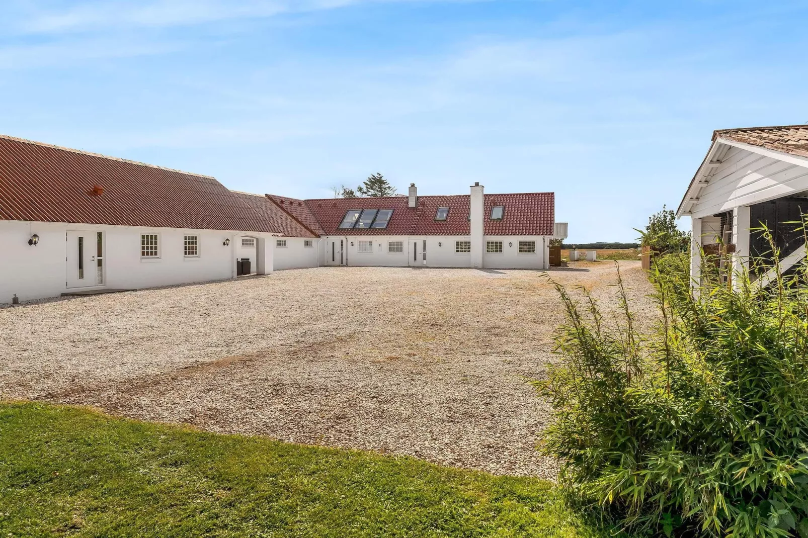 4 Sterne Ferienhaus in Løkken - Im Freien