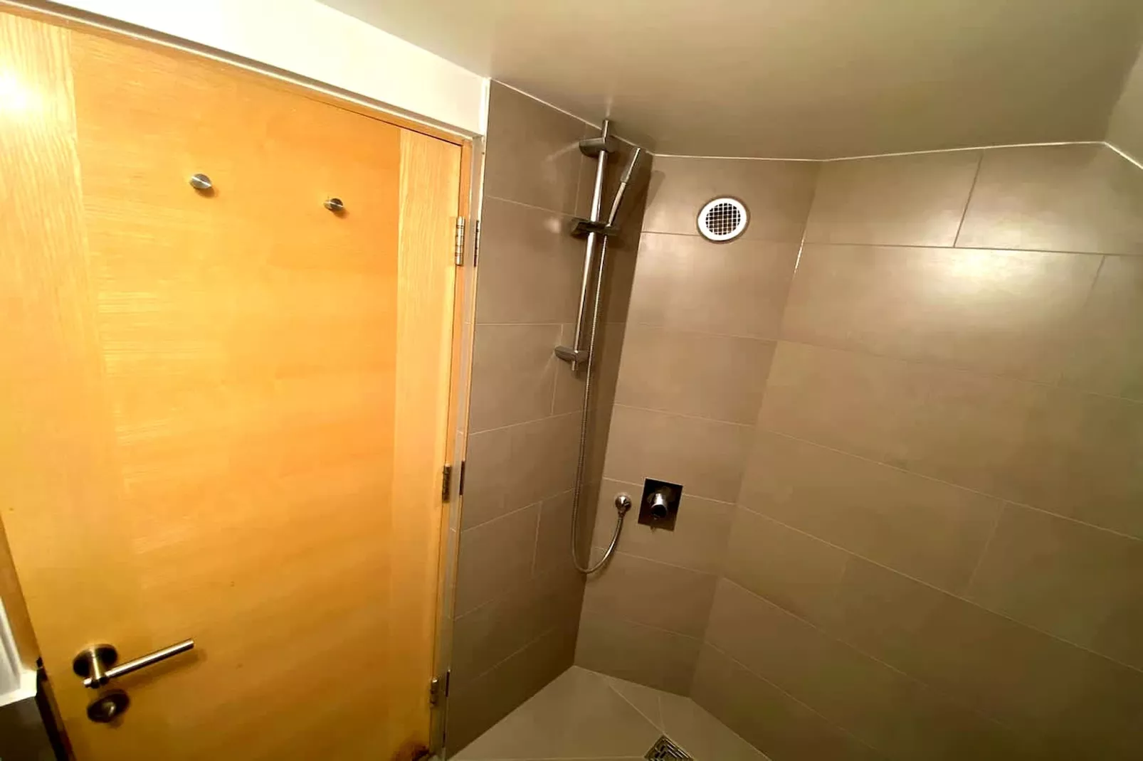 Garden Flat - Badezimmer