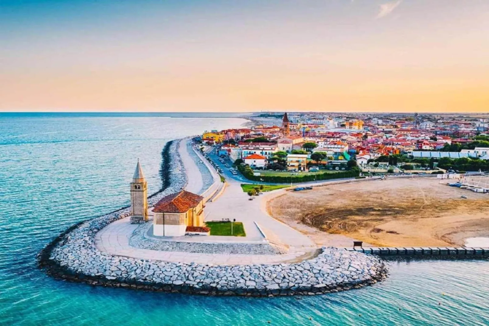 Holiday 255C - Areas within 5km in summer