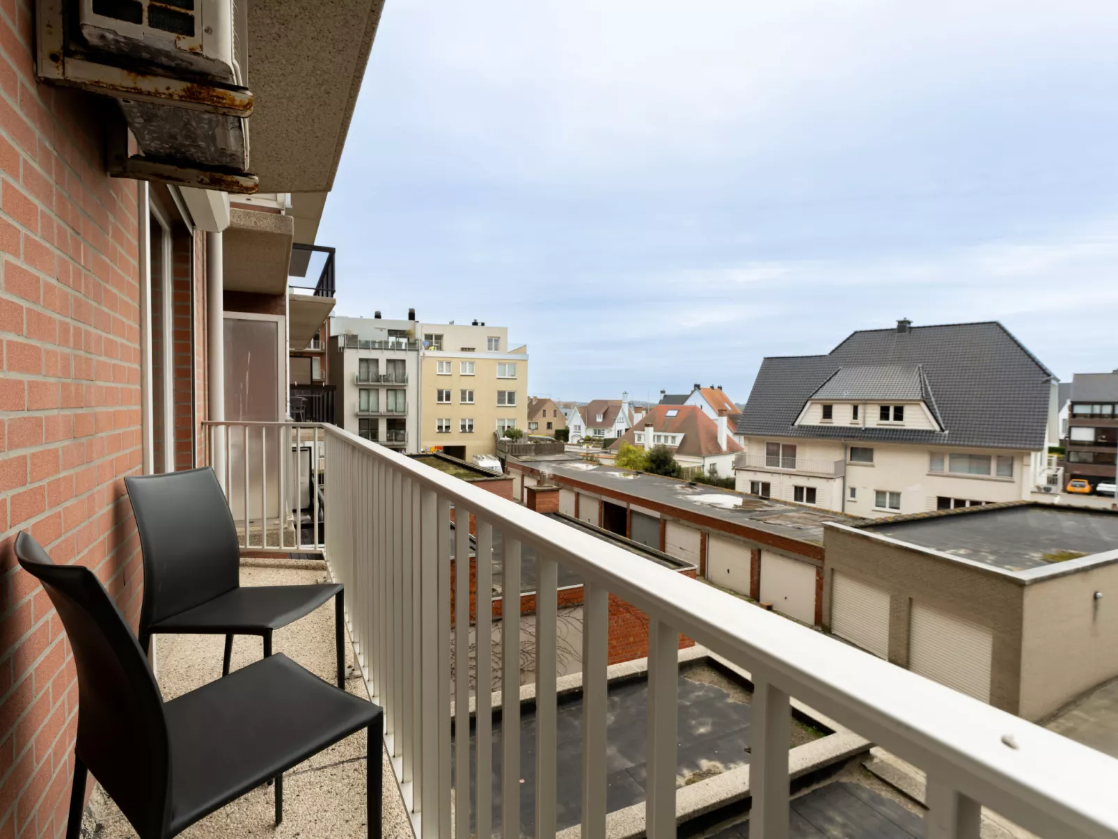 Mitsou with seaview - Draußen