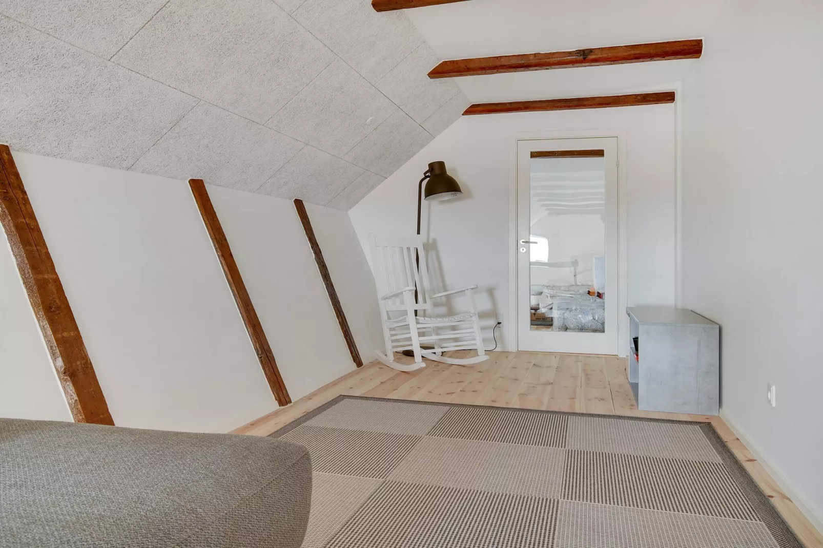 Loft sur deux étages avec grande terrasse - Intérieur