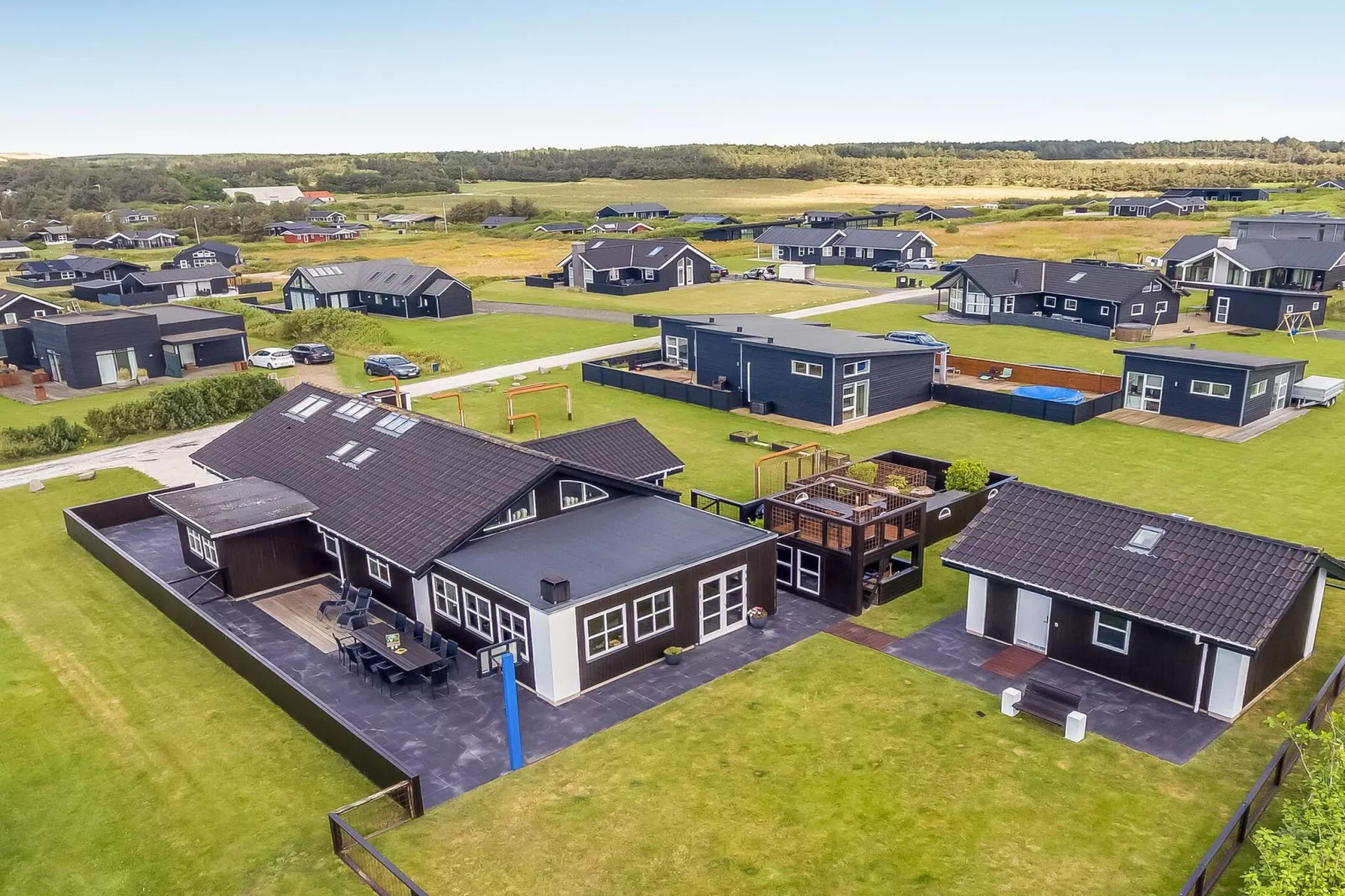 4 Sterne Ferienhaus in Løkken - Im Freien