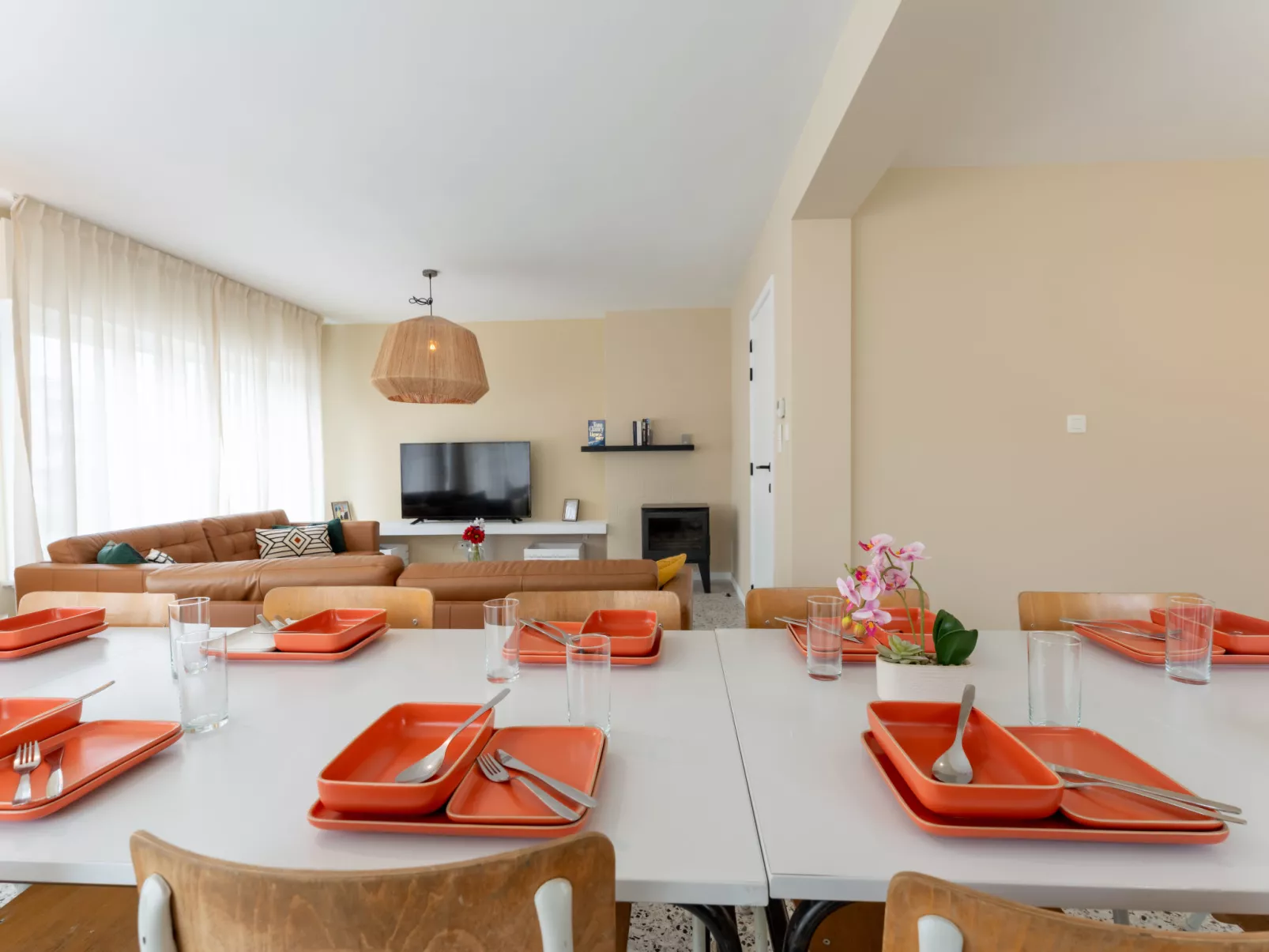 Wanderlust Belgium with parking - Inside