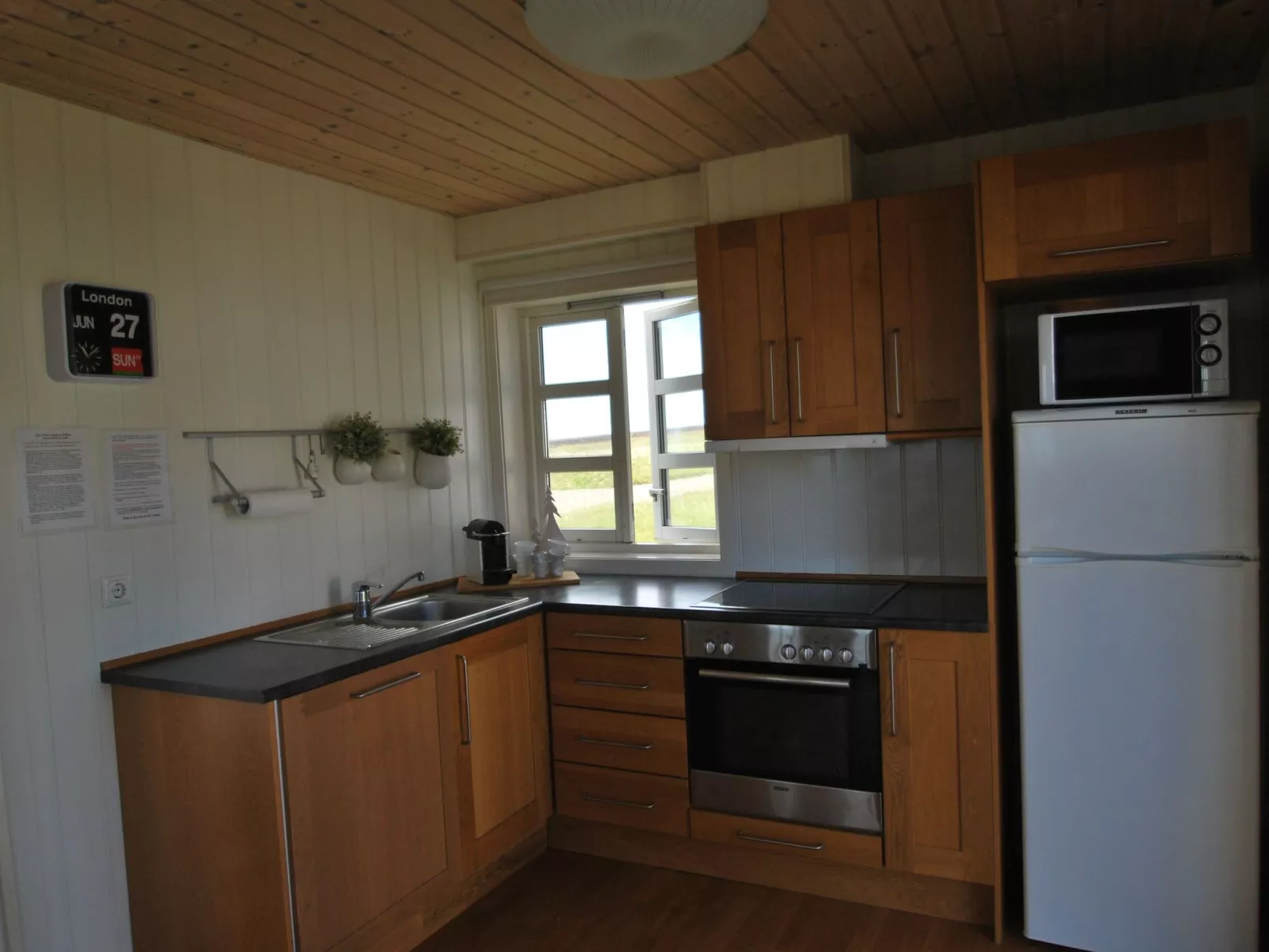 NO 1 in Island West. Best View Cottage. - Drinnen