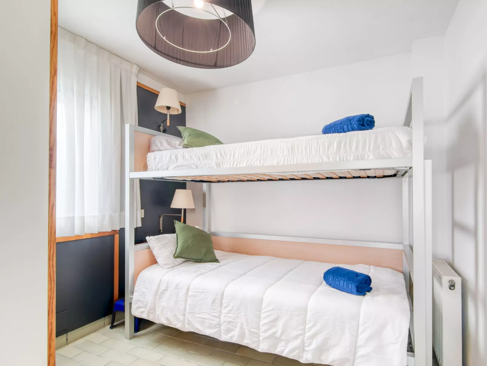 Las Palmeras - Inside