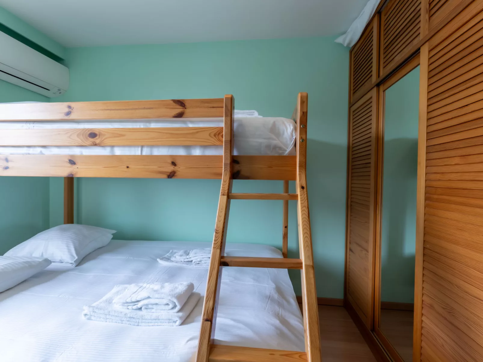 Mitsou with seaview - Drinnen