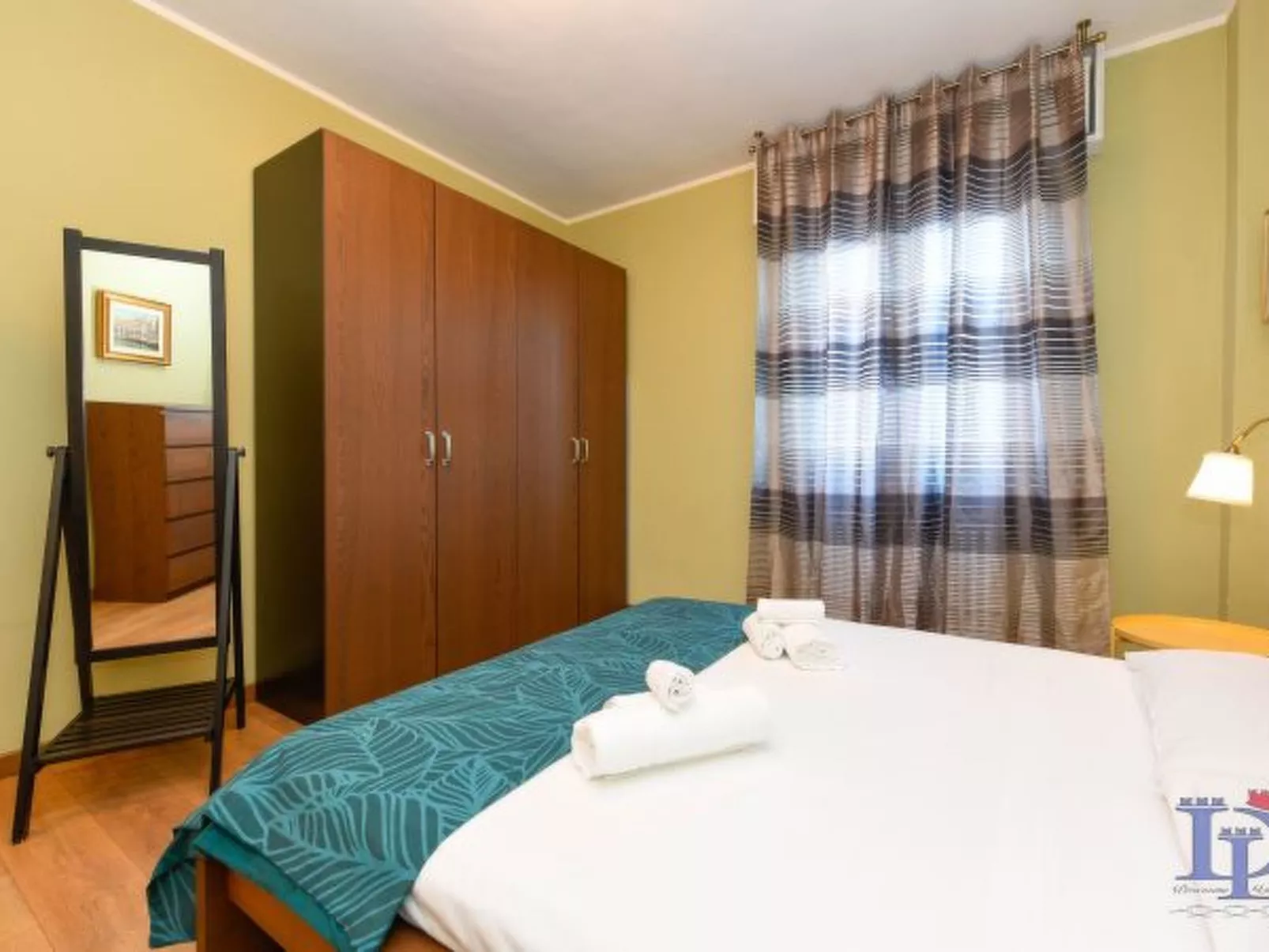 Desenzanoloft Smile on the Lake - Image-tags.info