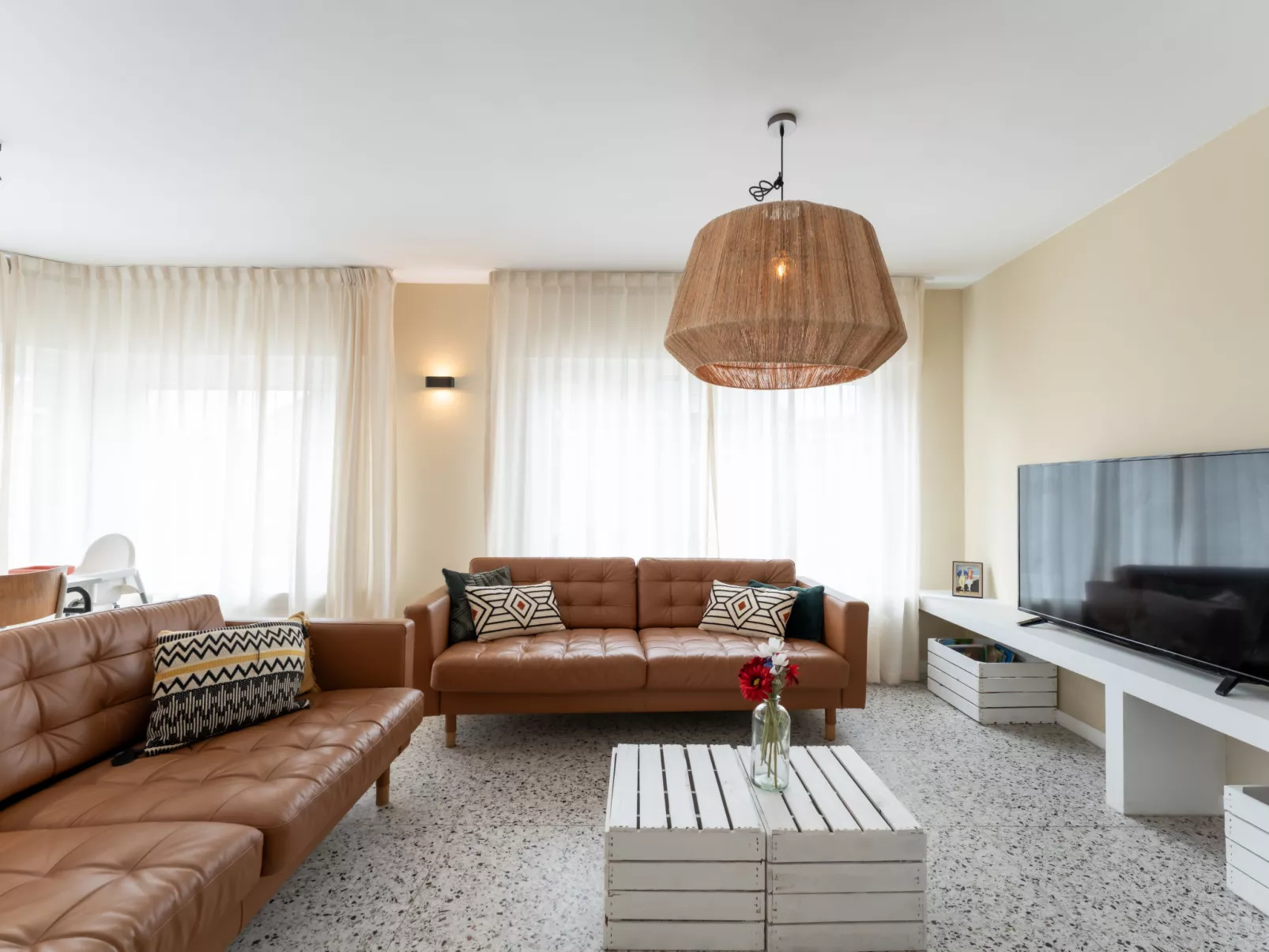 Wanderlust Belgium with parking - Inside