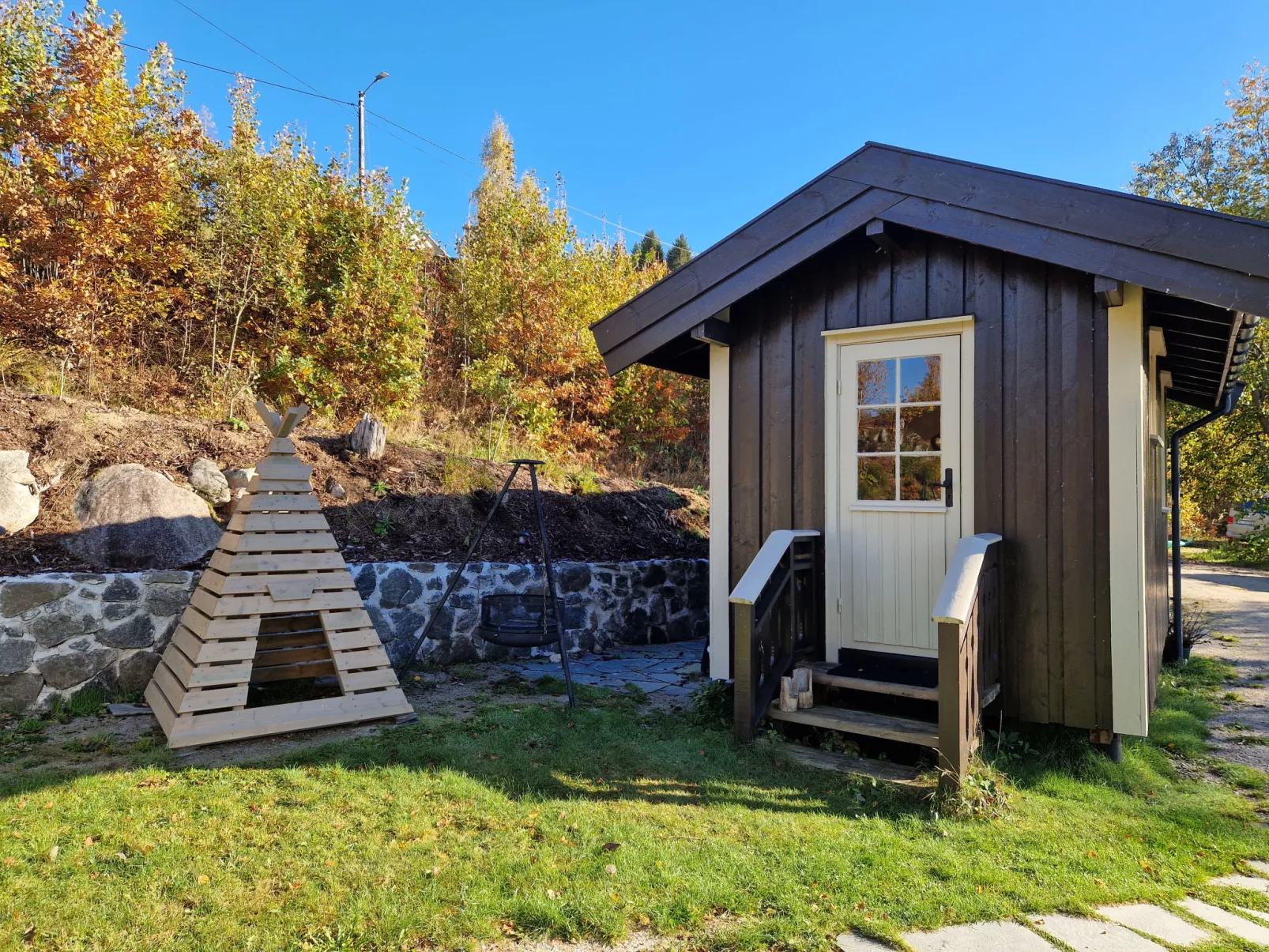 Staksholmen - Outside