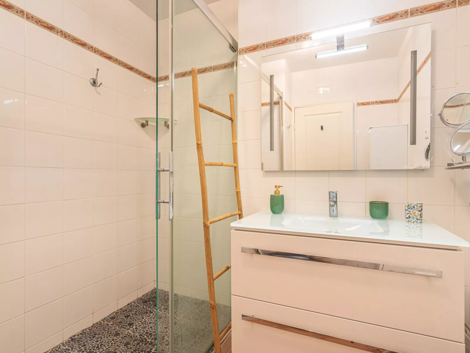 Domaine de la Luquette - Inside