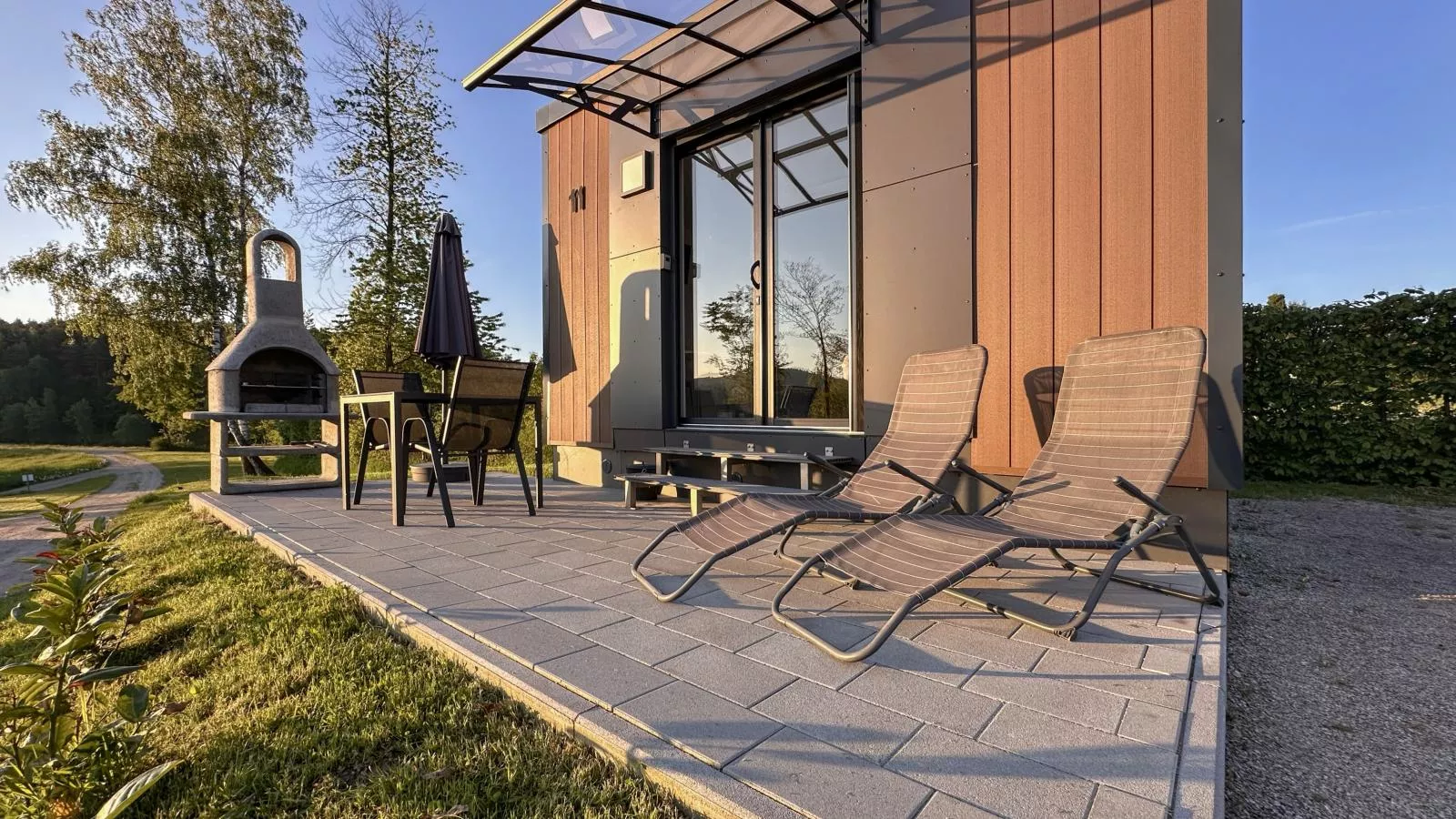 Feriendorf Seeblick - Tiny Nr 11 - Exterior in summer