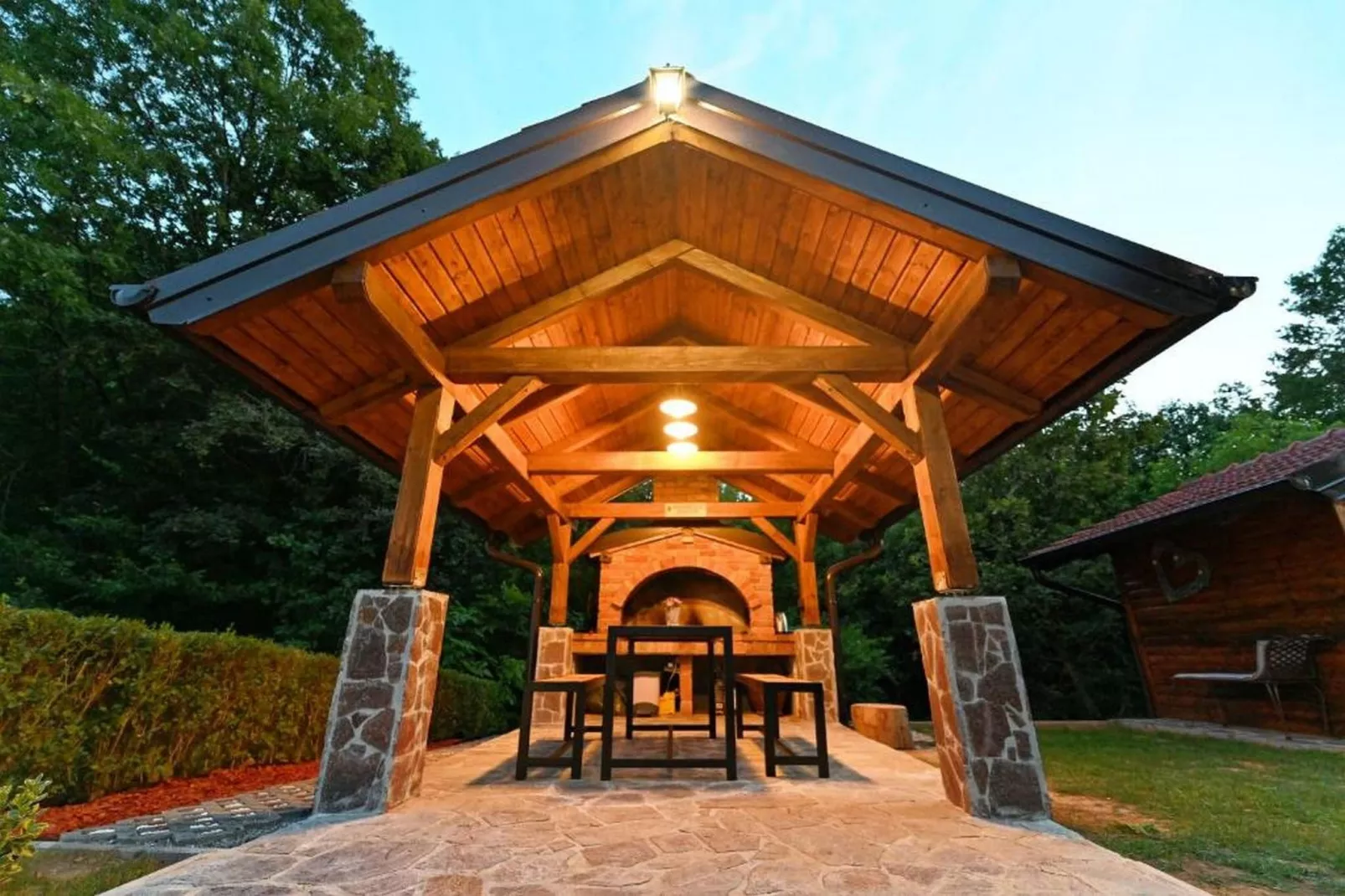 Lavanda Land - Villa Tanya Mrežnica - Three Bedroom Holiday Home with Hot Tub - Facilities