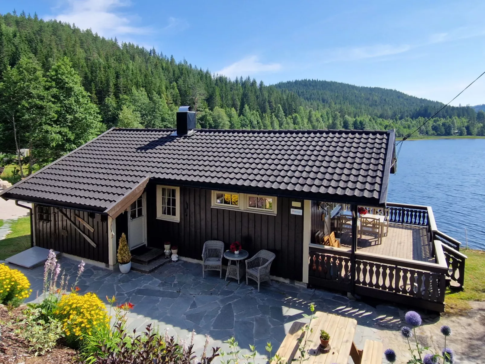 Staksholmen - Outside