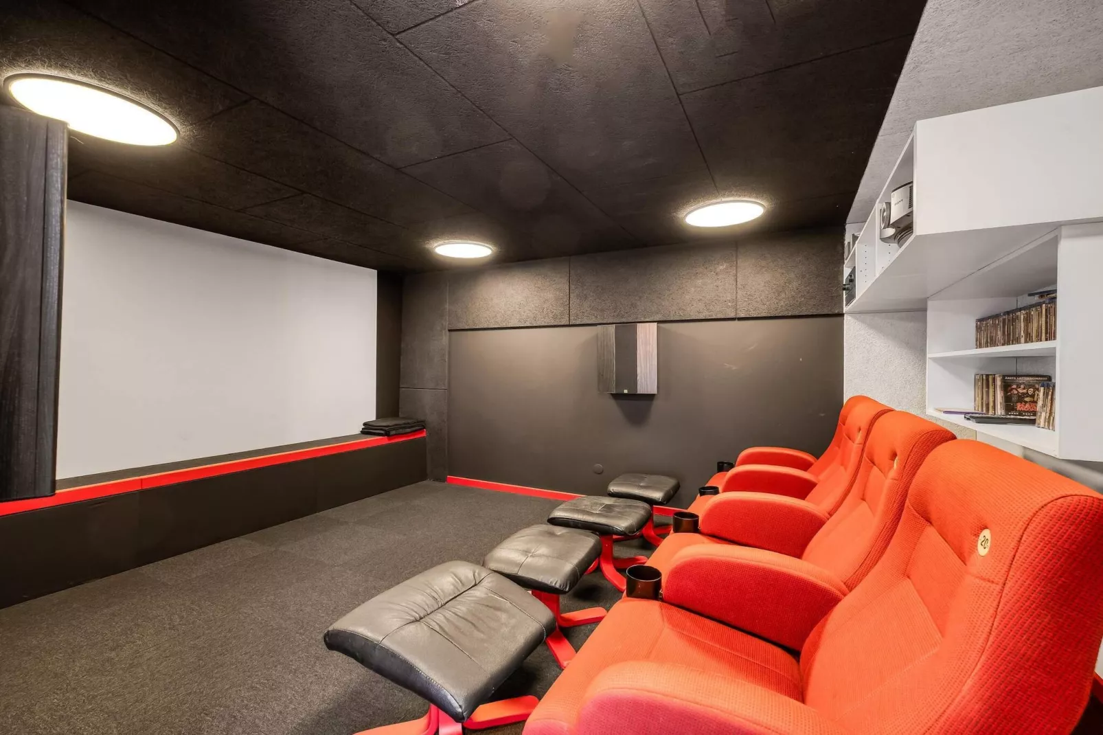 4 Sterne Ferienhaus in Løkken - Innenbereich