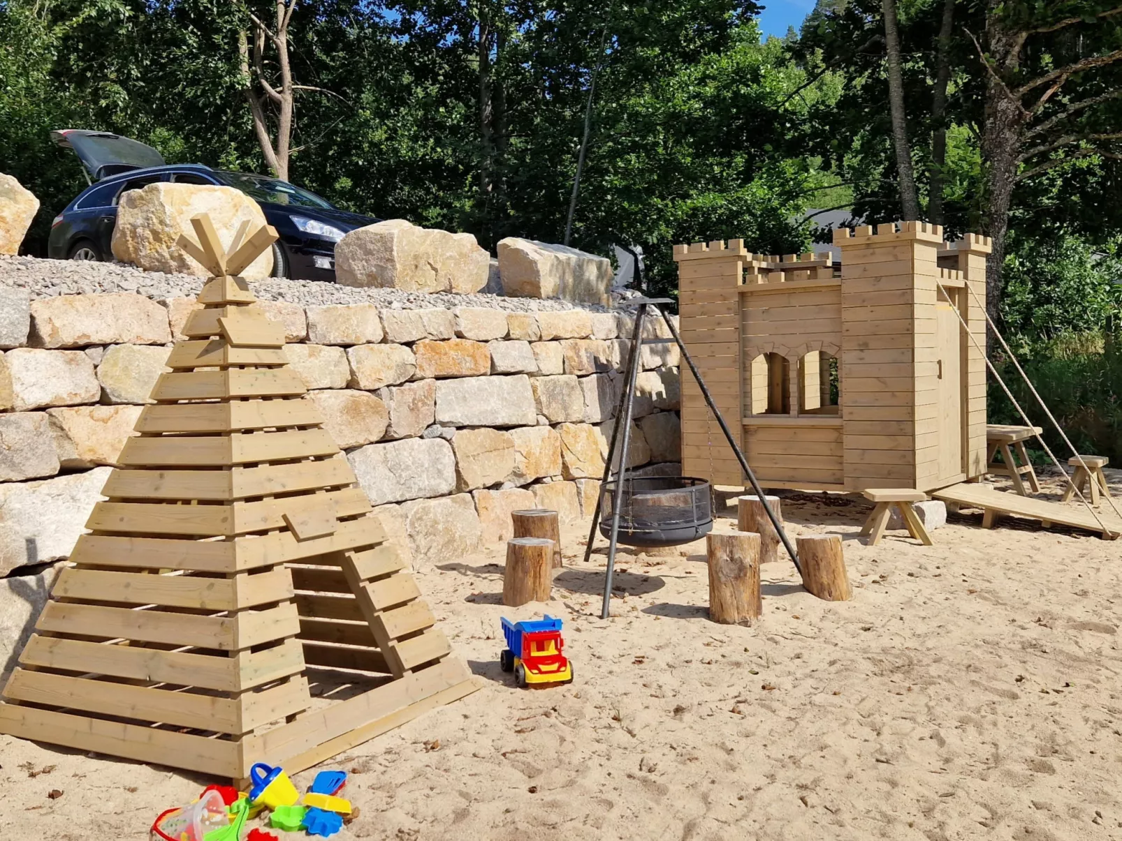 Staksholmen - Outside