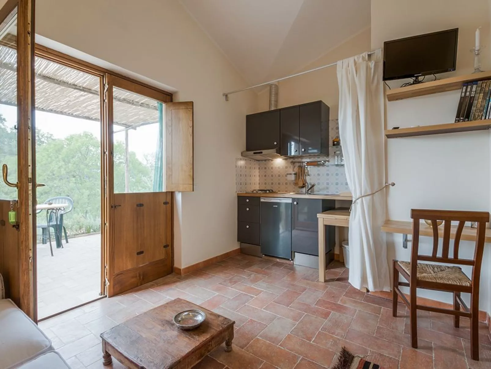 In Saturnia, Toskana - Inside