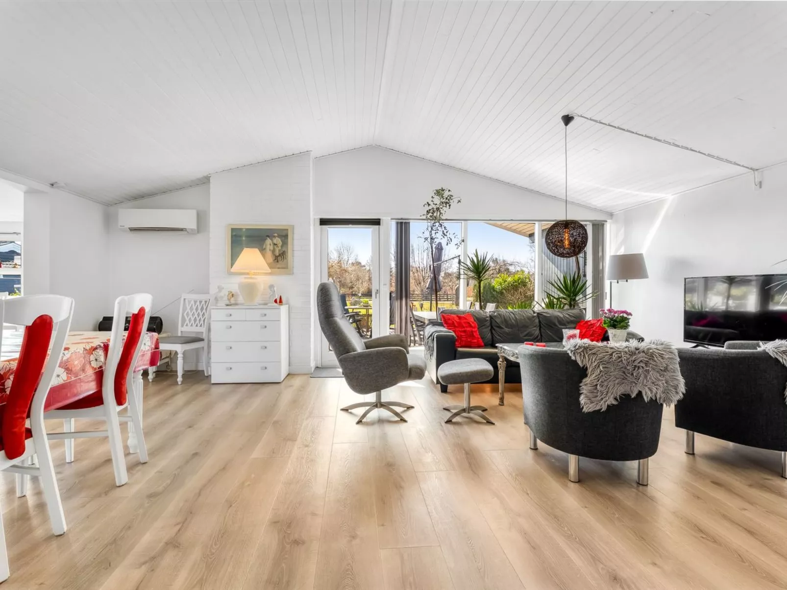 "Sofus" - 800m from the sea