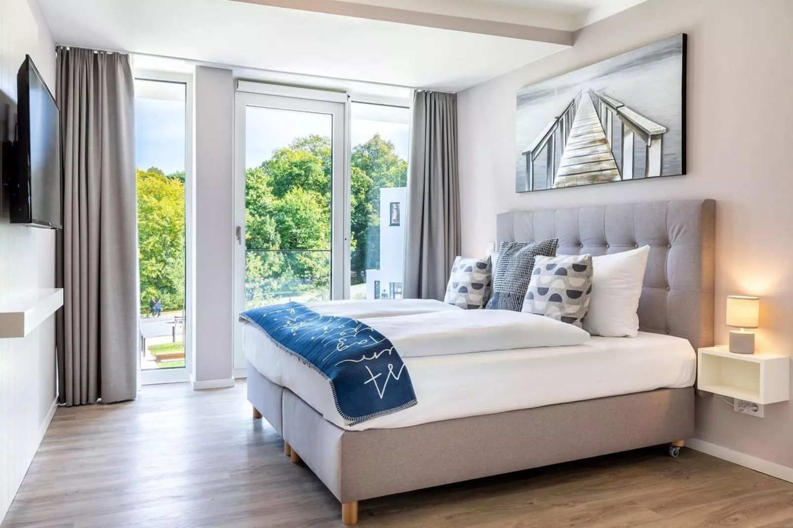 Holiday home rental with balcony