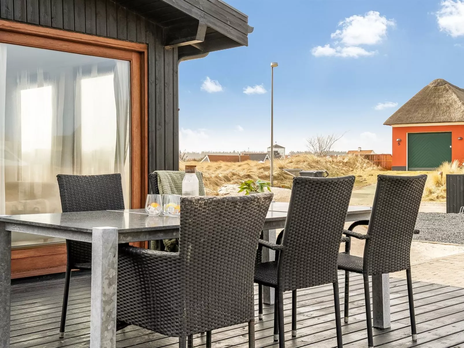 "Kiina" - 100m from the sea - Draußen