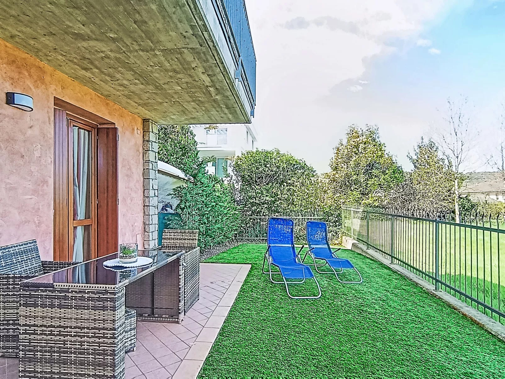 Parma House - Outside