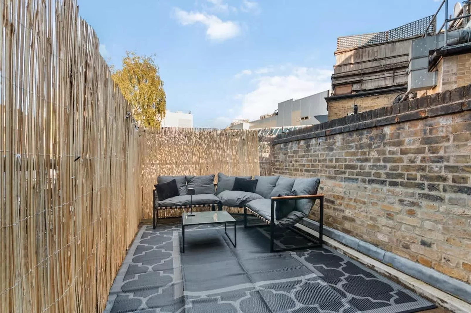 Modern 1-Bed near Fulham Broadway - Terrace balcony