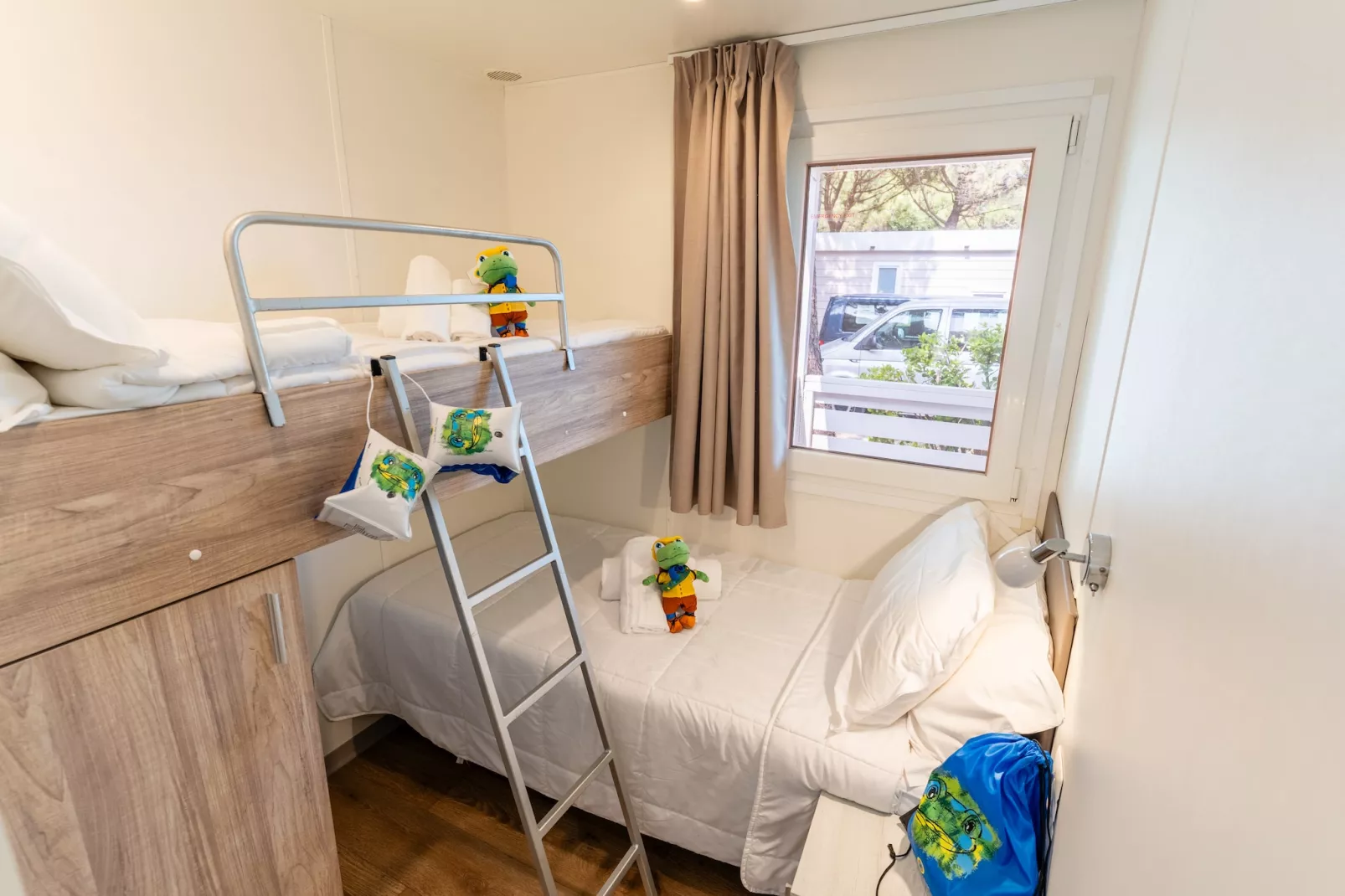 Jesolo Family Resort - LODGE DELUXE FAMILY - Bedroom