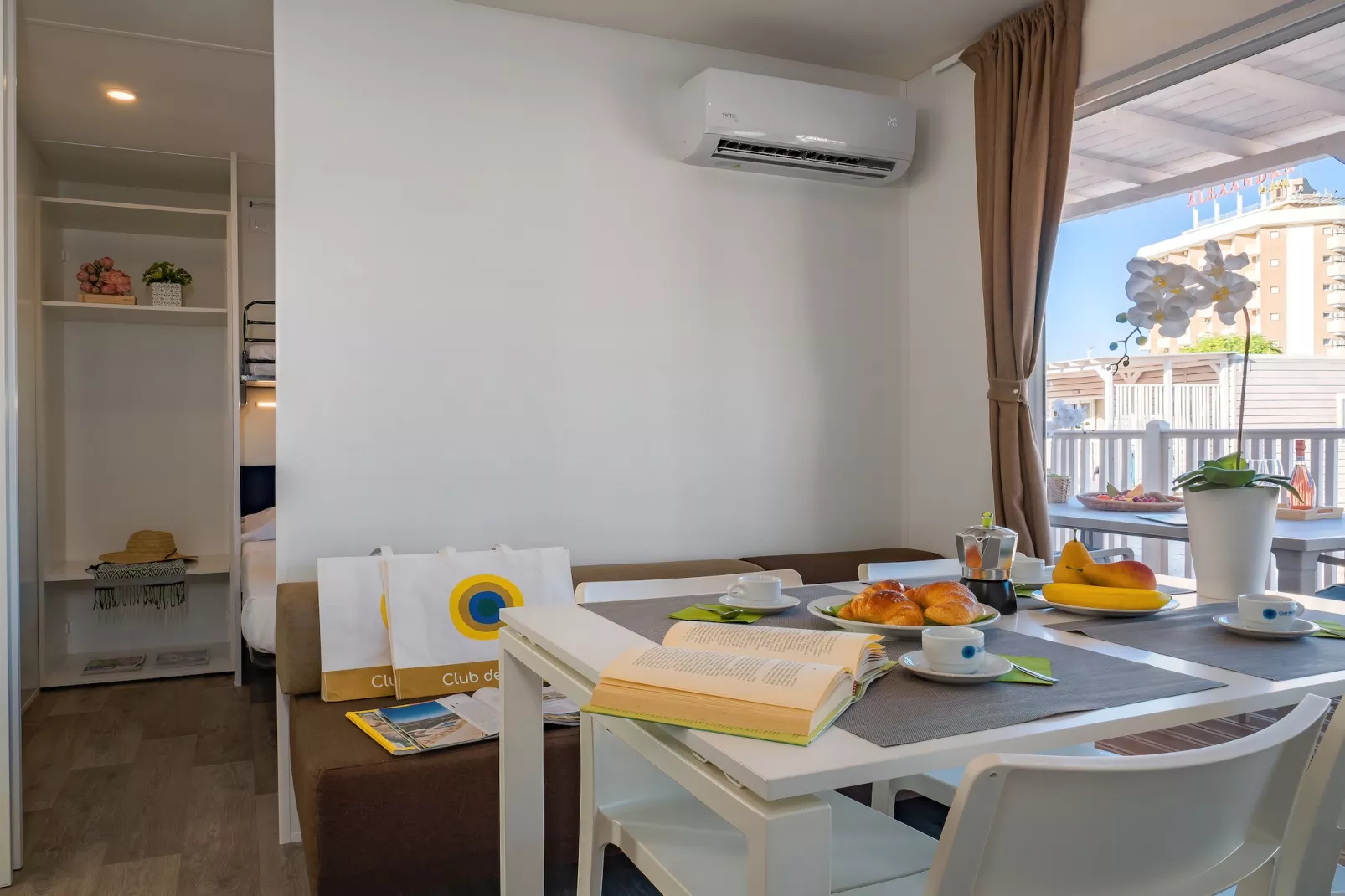 Club del Sole Tenuta Primero Grado Family Collection - LODGE SUPERIOR - Dining room