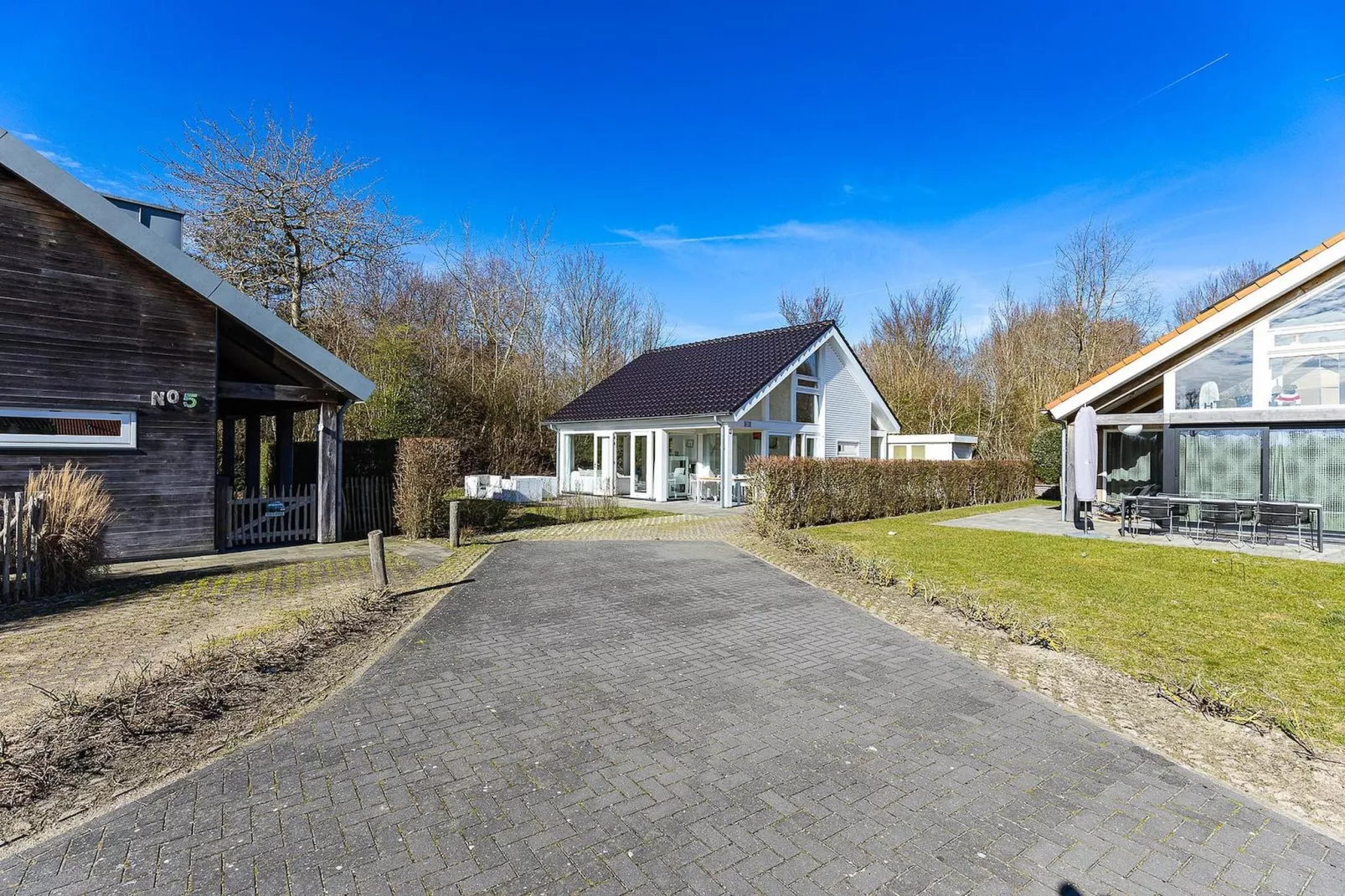 Zonnedorp 4 Villa Jula Renesse | Comfortable beach villa for 6 People - Exterior in summer