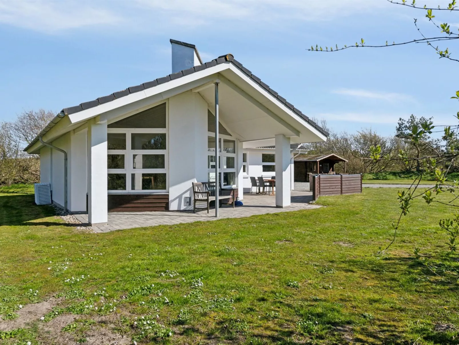 "Ljuba" - 1.3km from the sea - Draußen