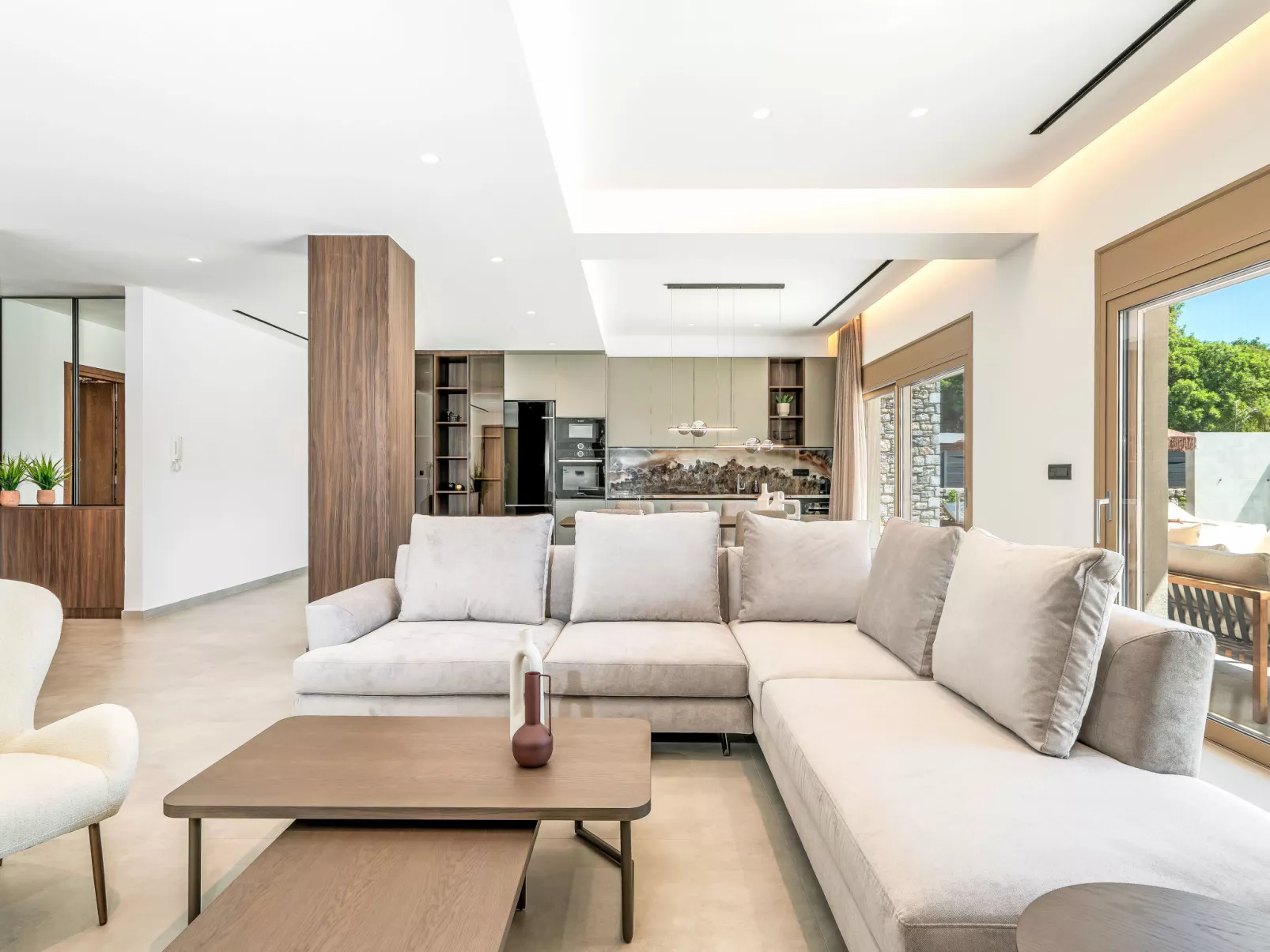 Ruby Paradise - Drinnen