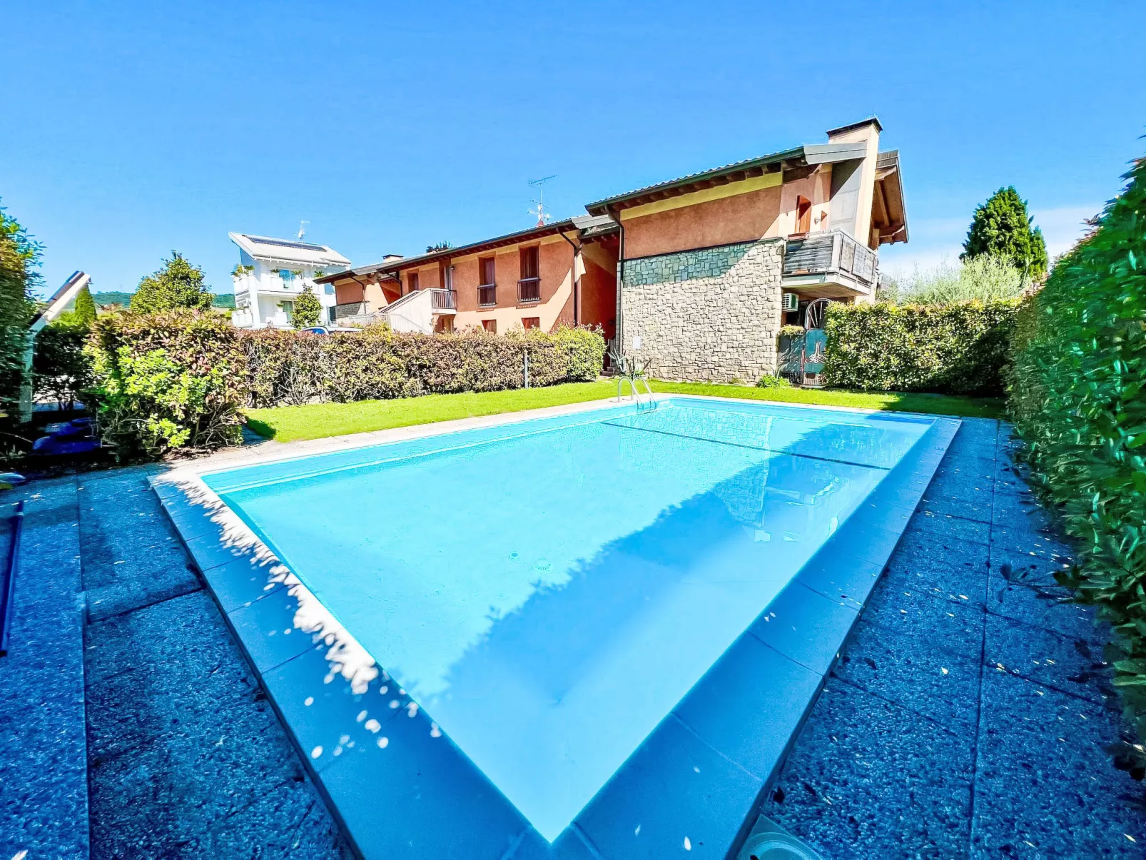 Parma House - Outside