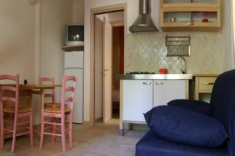 Res Abbaechelu Santa Margherita Bilo - Kitchen