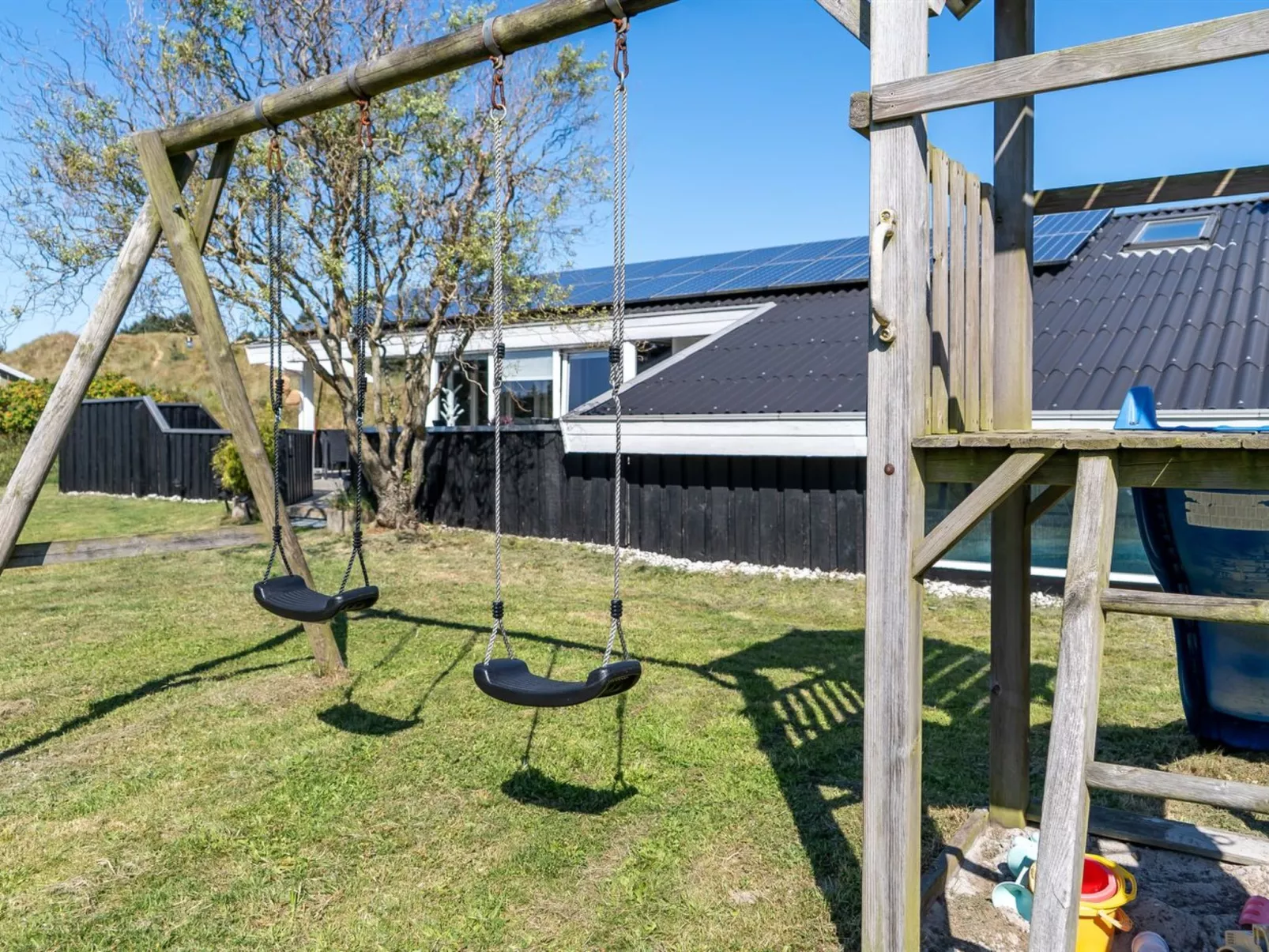 "Greta" - 2.5km from the sea - Outside